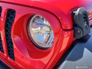 2020 Jeep Gladiator SPORT S / AUTO / HTD SEATS / 4X4 / NO ACCIDENTS - Photo #8