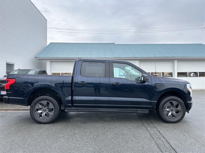 2023 Ford F-150 Lightning XLT  - Bedliner Photo5