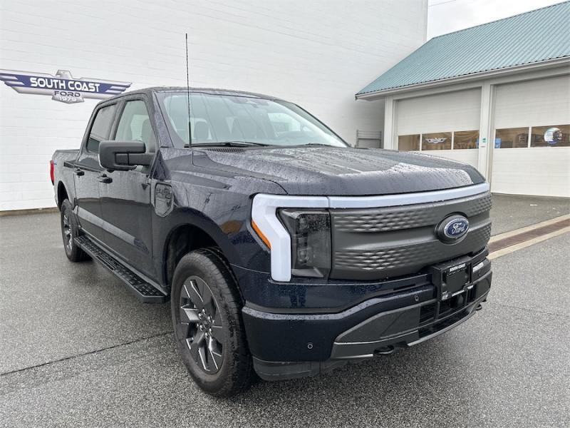 2023 Ford F-150 Lightning XLT  - Bedliner Photo5