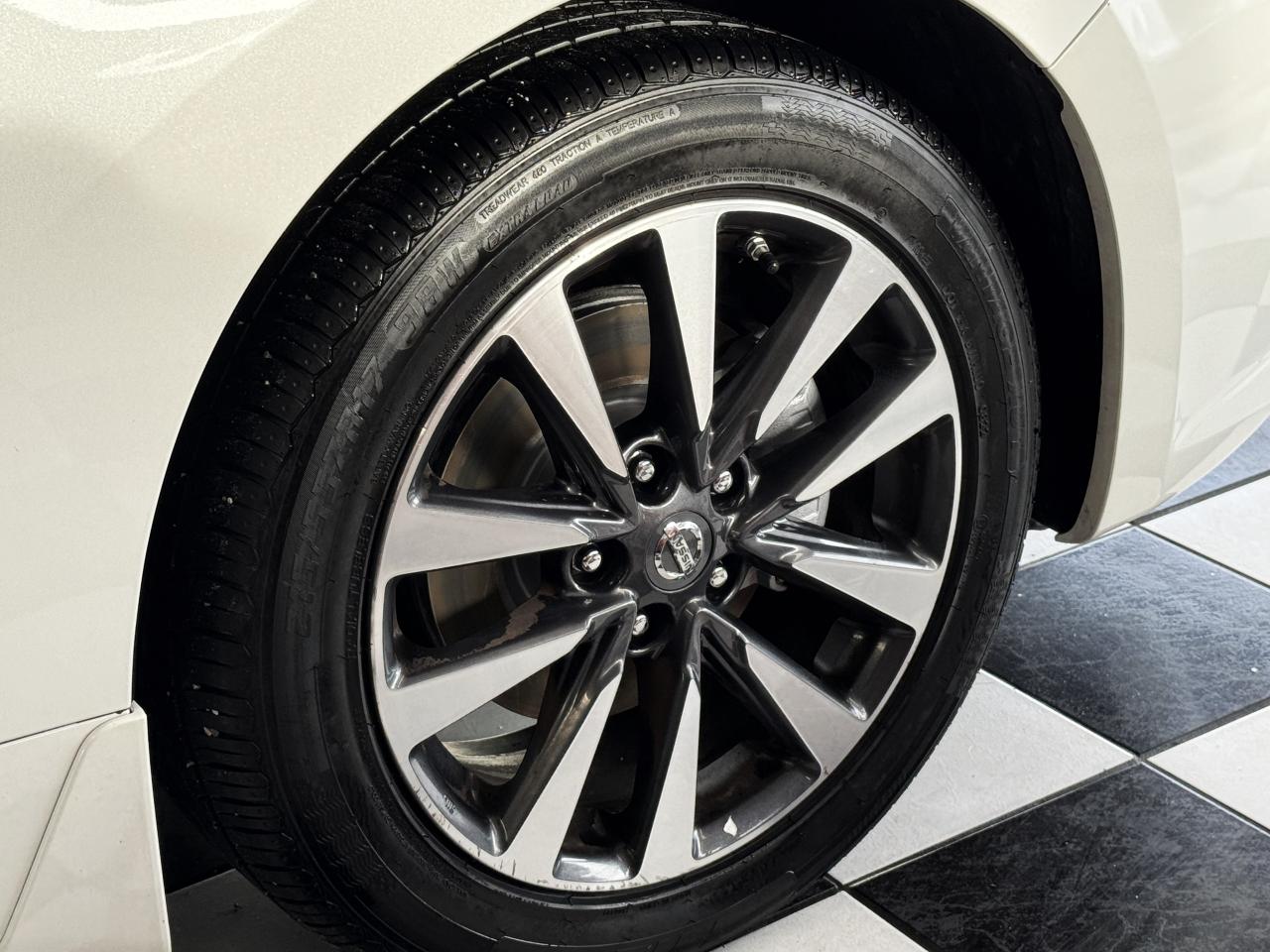 2017 Nissan Altima SV+New Tires+Brakes+Camera+Blind Spot+CLEAN CARFAX - Photo #52