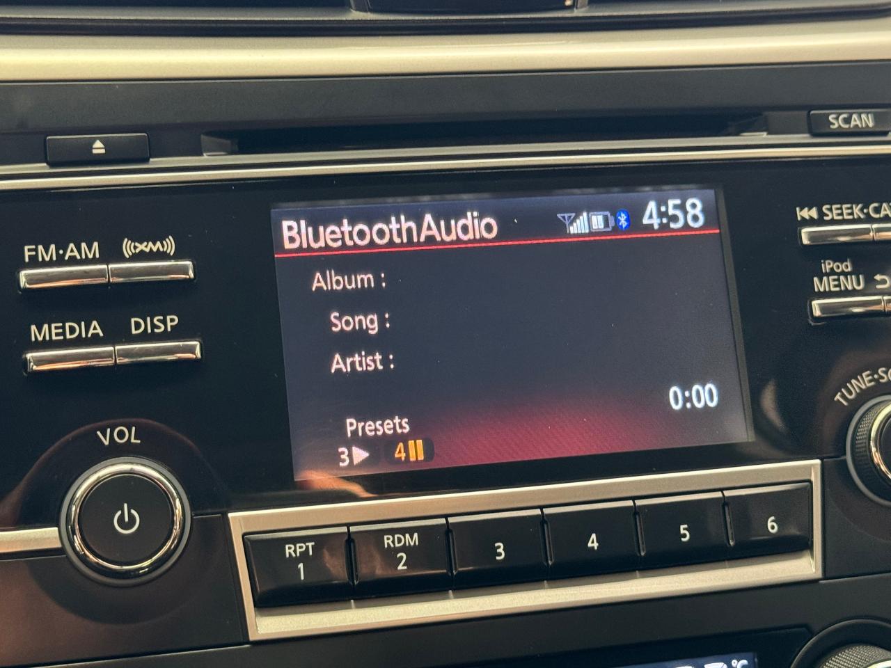 2017 Nissan Altima SV+New Tires+Brakes+Camera+Blind Spot+CLEAN CARFAX - Photo #25