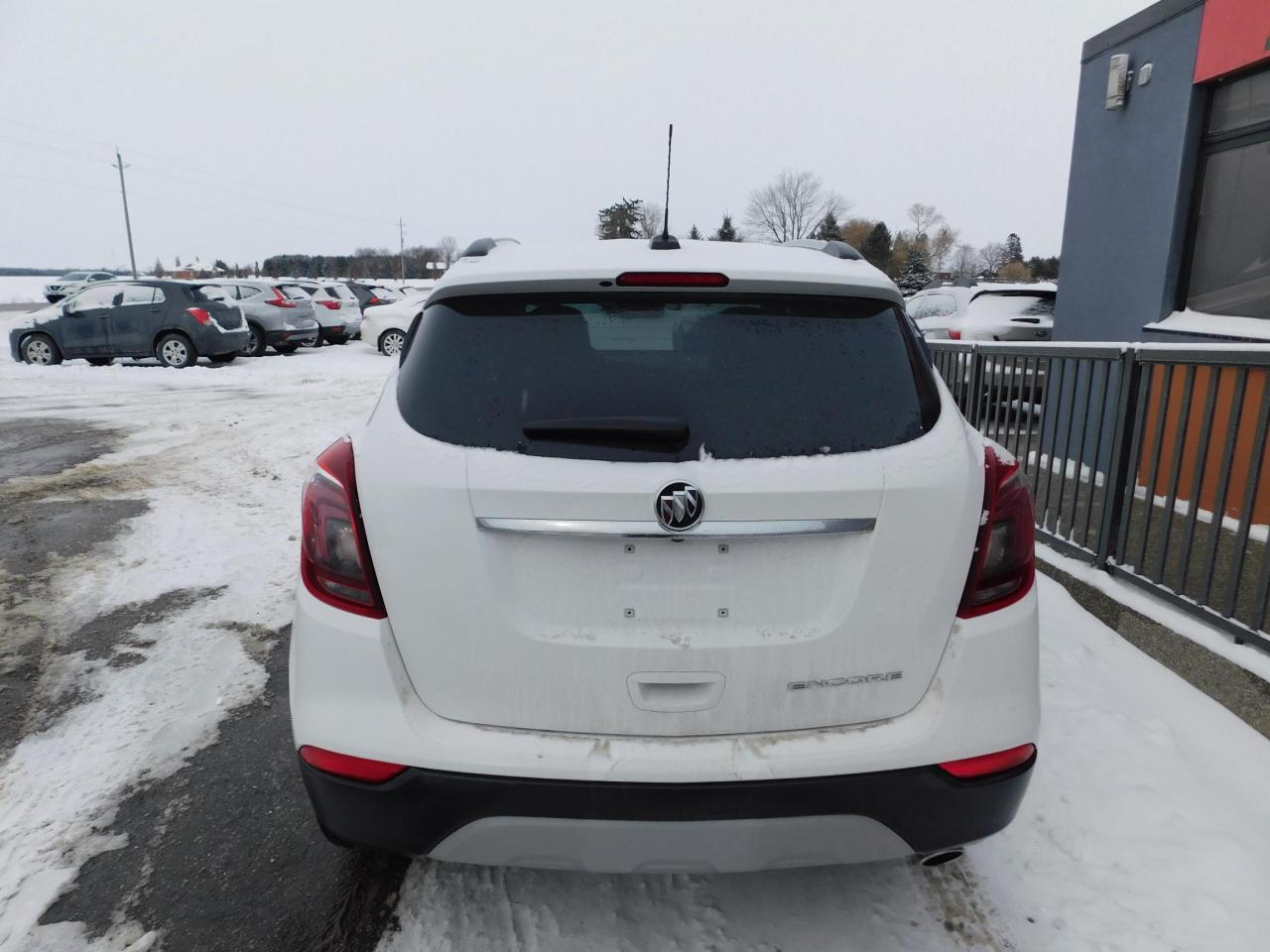 2019 Buick Encore | Low KMS | Blueooth | Backup Camera - Photo #3