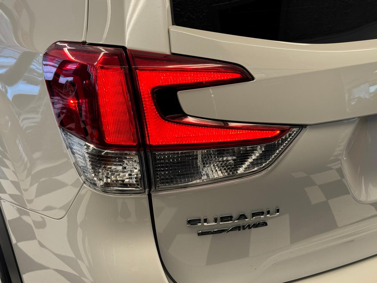 2019 Subaru Forester 2.5i AWD+ApplePlay+Camera+Bluetooth+Heated Seats - Photo #54