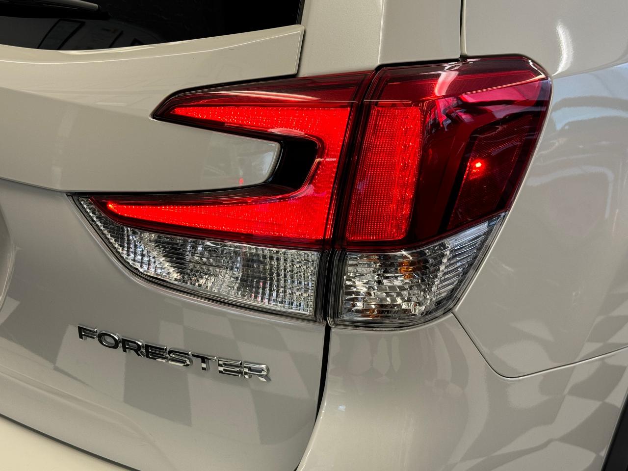 2019 Subaru Forester 2.5i AWD+ApplePlay+Camera+Bluetooth+Heated Seats - Photo #56