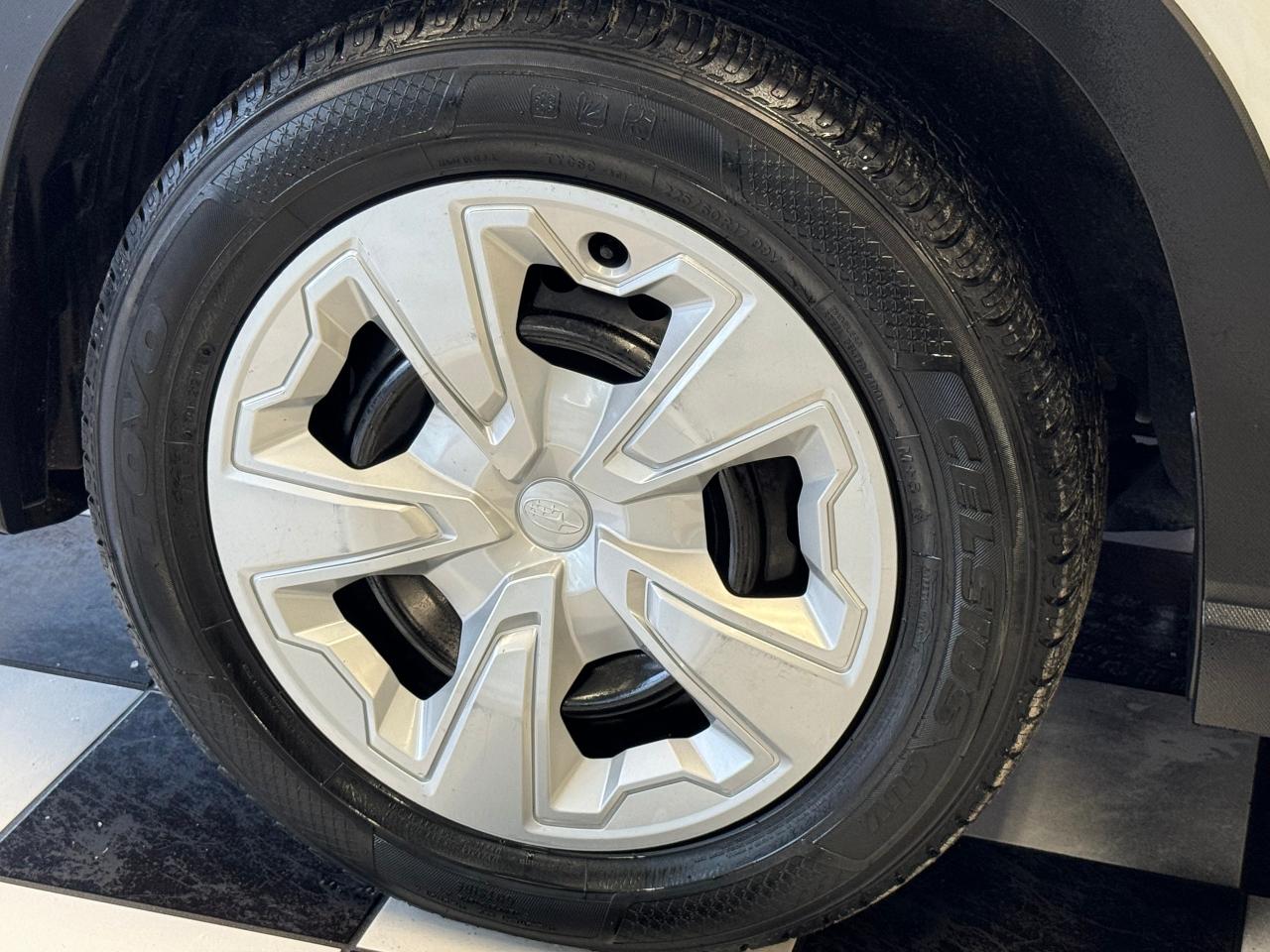 2019 Subaru Forester 2.5i AWD+ApplePlay+Camera+Bluetooth+Heated Seats Photo45