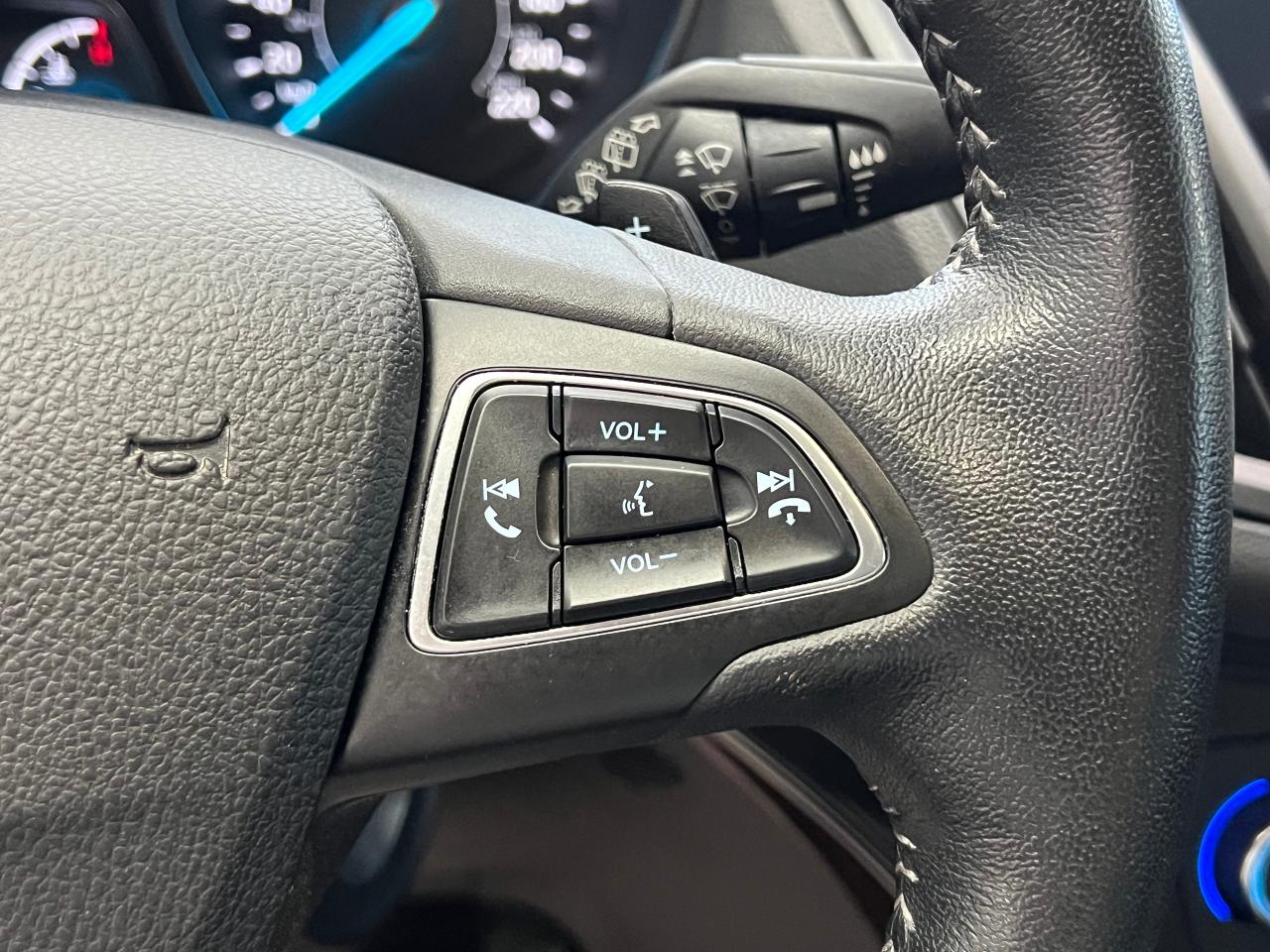 2017 Ford Escape SE Apperance PKG AWD+GPS+New Tires+CLEAN CARFAX Photo106
