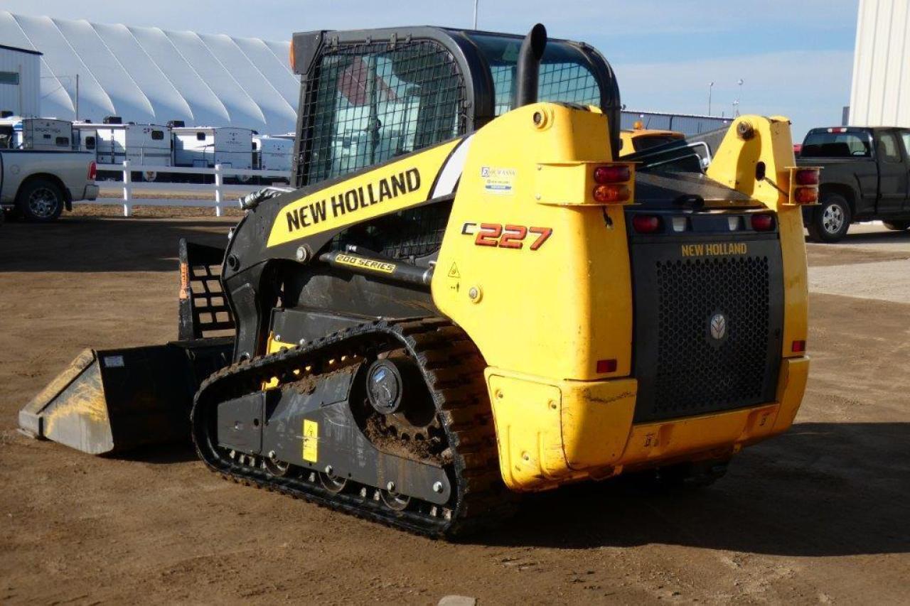 2016 Other Other C227 loader w/ bucket and forks - Photo #8