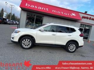 Used 2017 Nissan Rogue SV, PanoRoof, AWD, Backup Cam, Heated Seats!! for sale in Surrey, BC