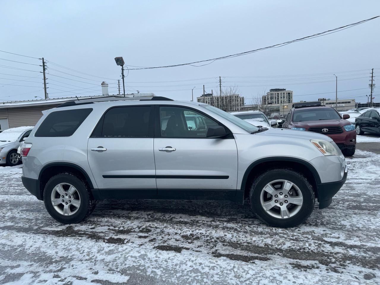 2010 GMC Acadia SLE1 - Photo #4