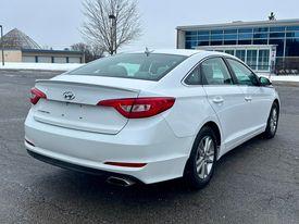 2015 Hyundai Sonata GL - Safety Certified - Photo #8