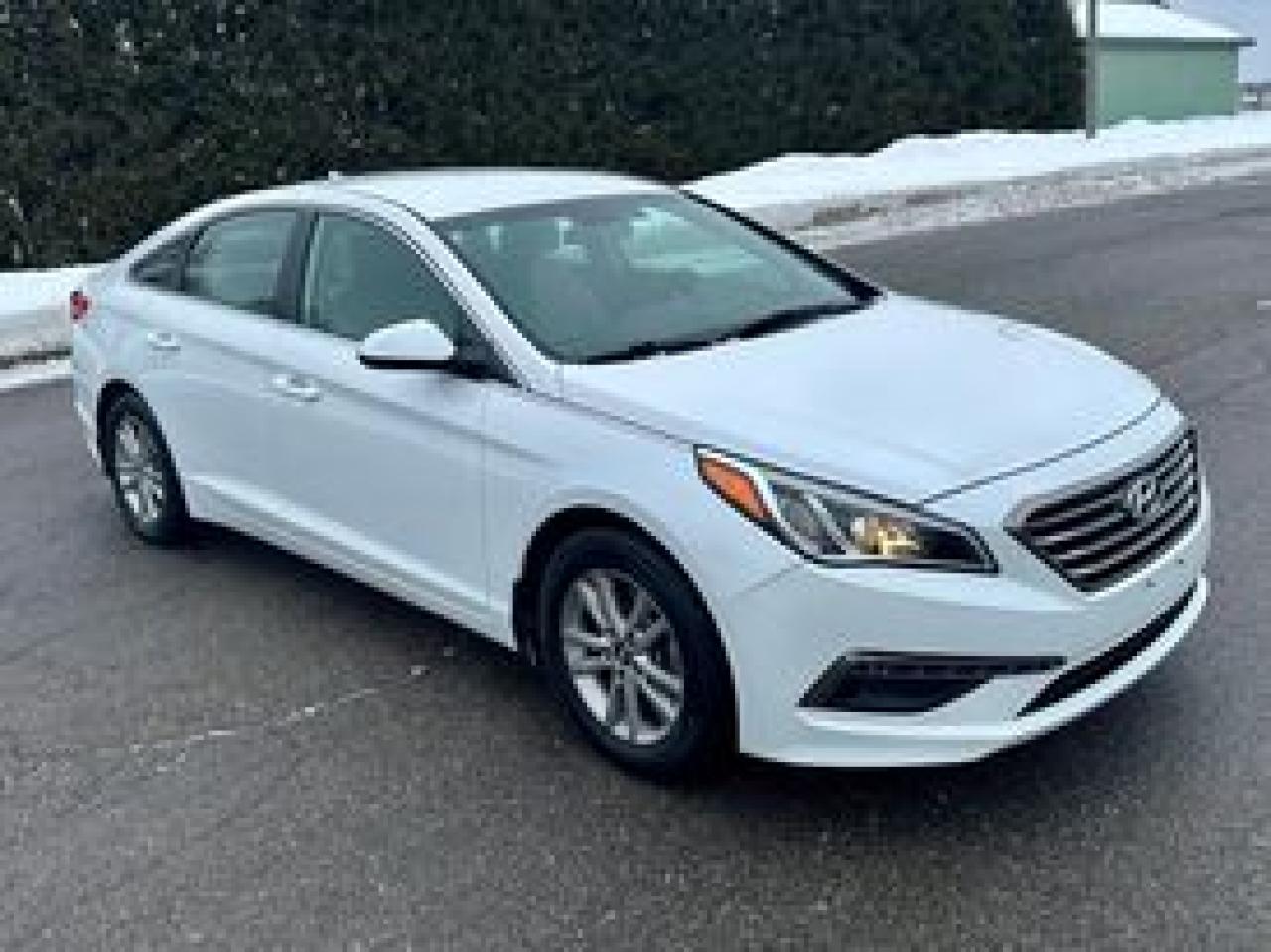2015 Hyundai Sonata GL - Safety Certified - Photo #12