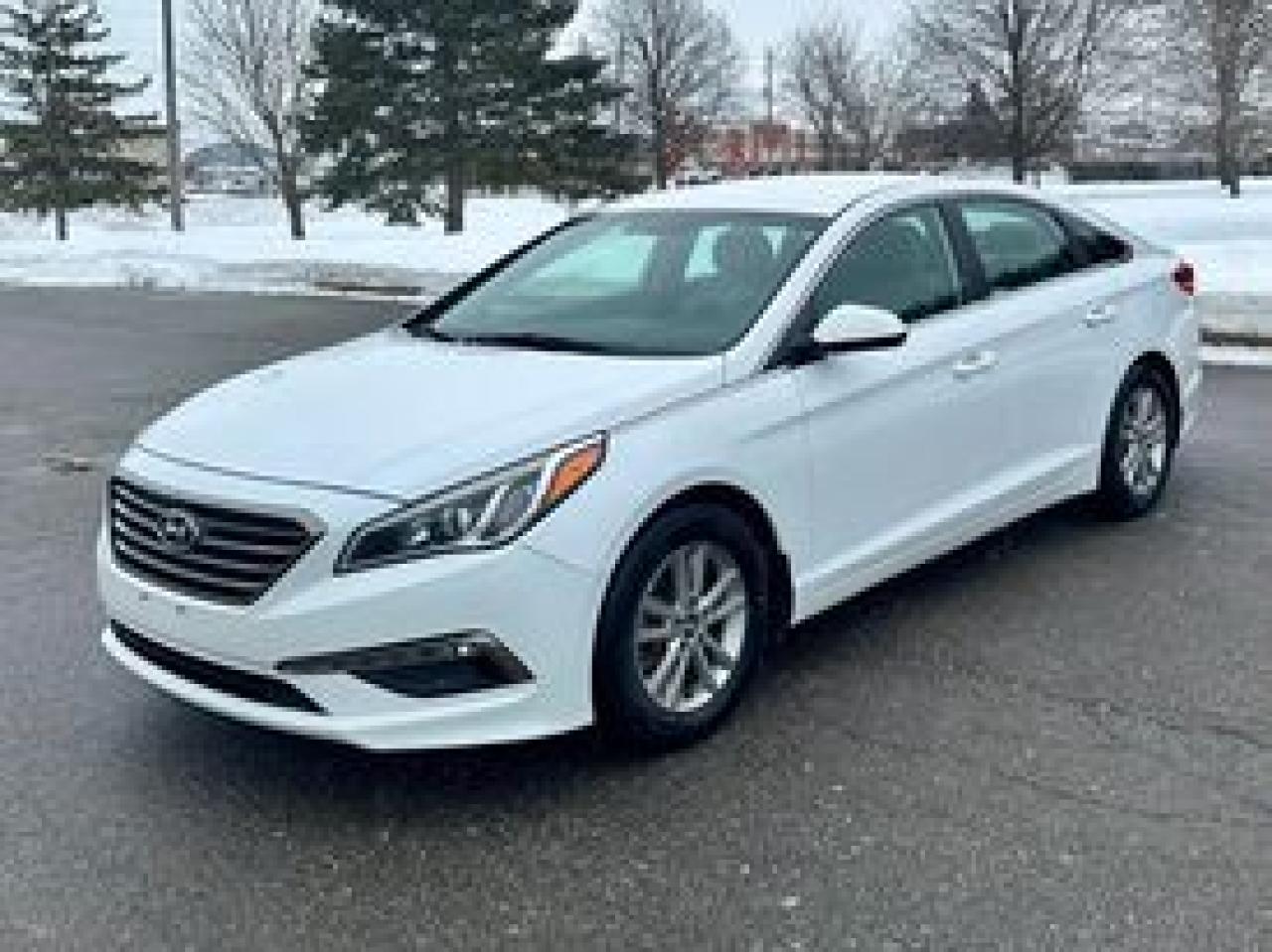 2015 Hyundai Sonata GL - Safety Certified Photo2