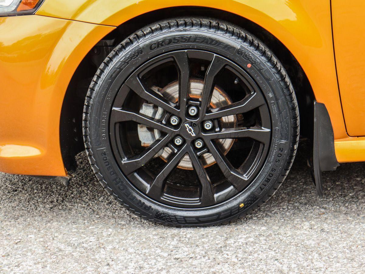2017 Chevrolet Sonic Premier RS Sunroof Heated Seats Rear-Camera Leathe - Photo #10