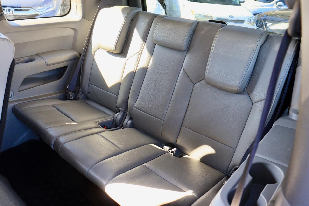 2013 Honda Pilot EX-L | AWD | Leather | Sunroof | 8 Seater | Cam ++ Photo26