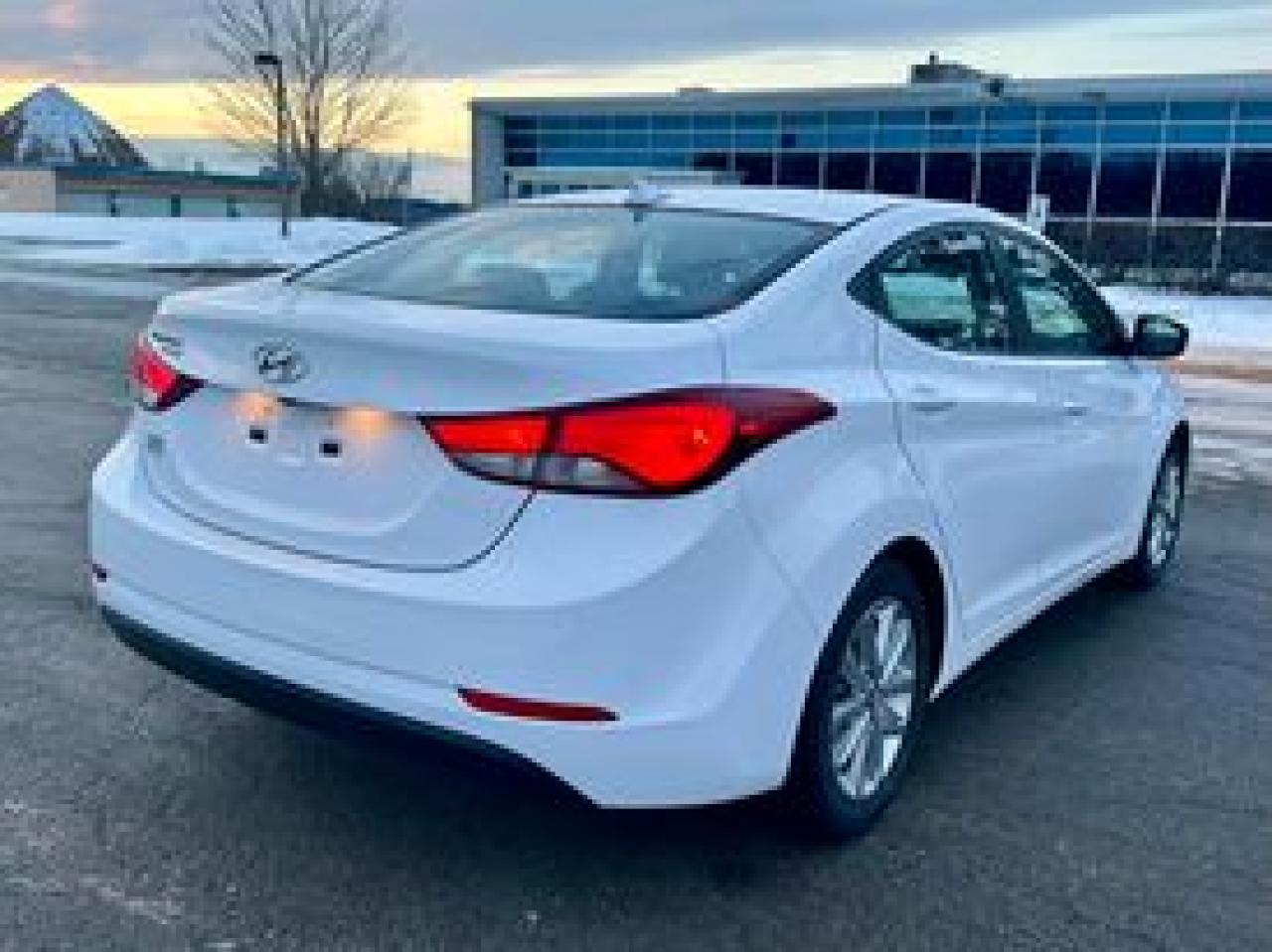 2016 Hyundai Elantra Sport Appearance - Certified - Photo #3