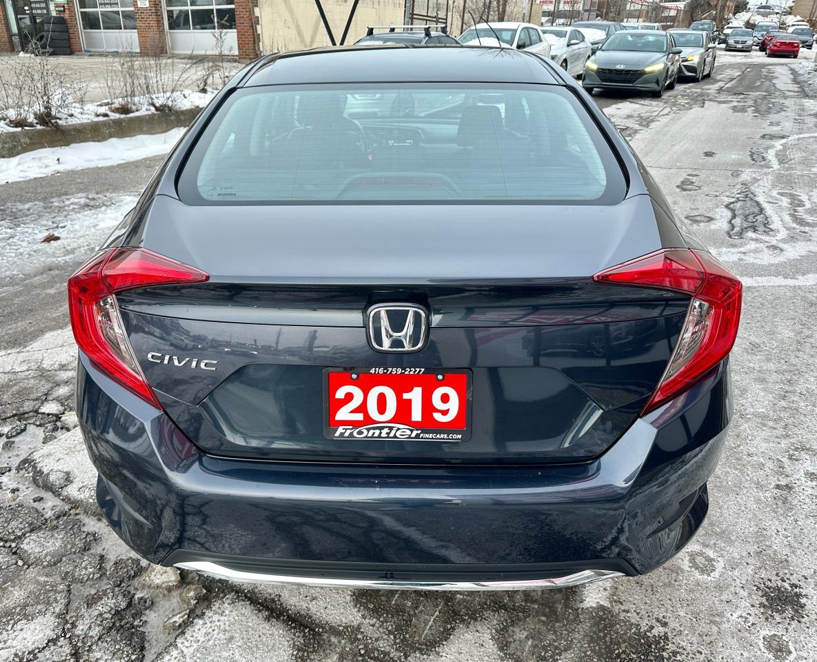 2019 Honda Civic EX Photo4