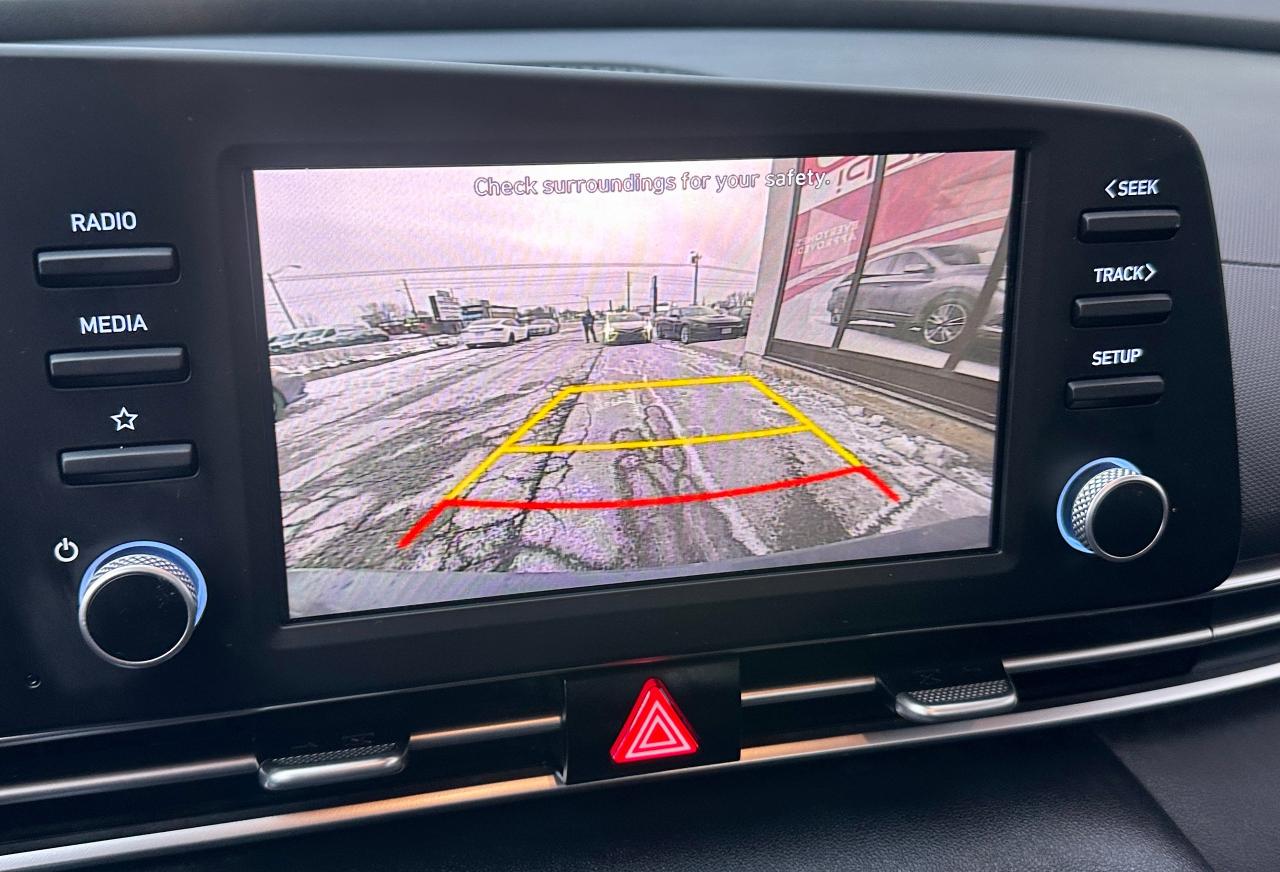 2021 Hyundai Elantra Preferred Photo