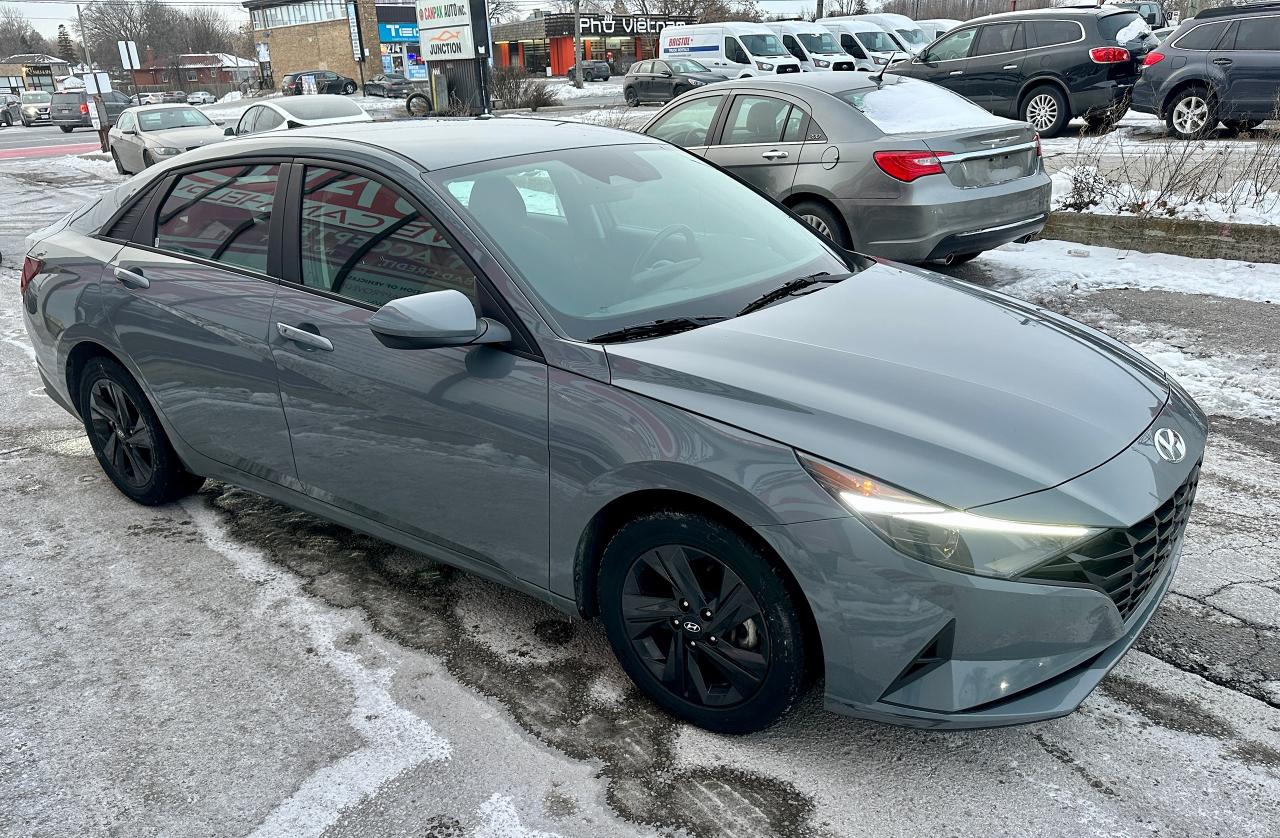 2021 Hyundai Elantra Preferred Photo3