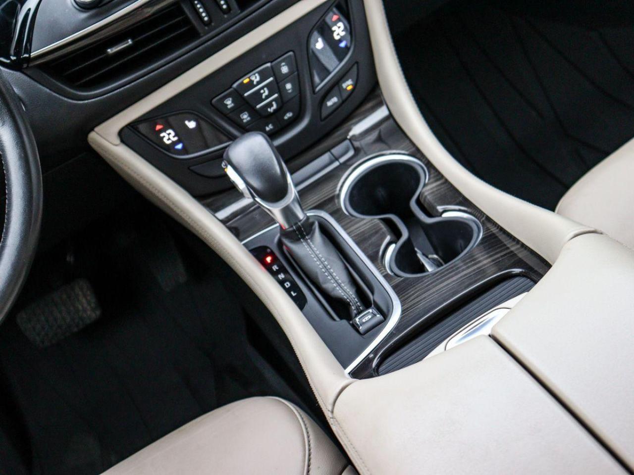 2019 Buick Envision AWDEssence Carplay&AndriodAuto Pano-roof R/Starter - Photo #24