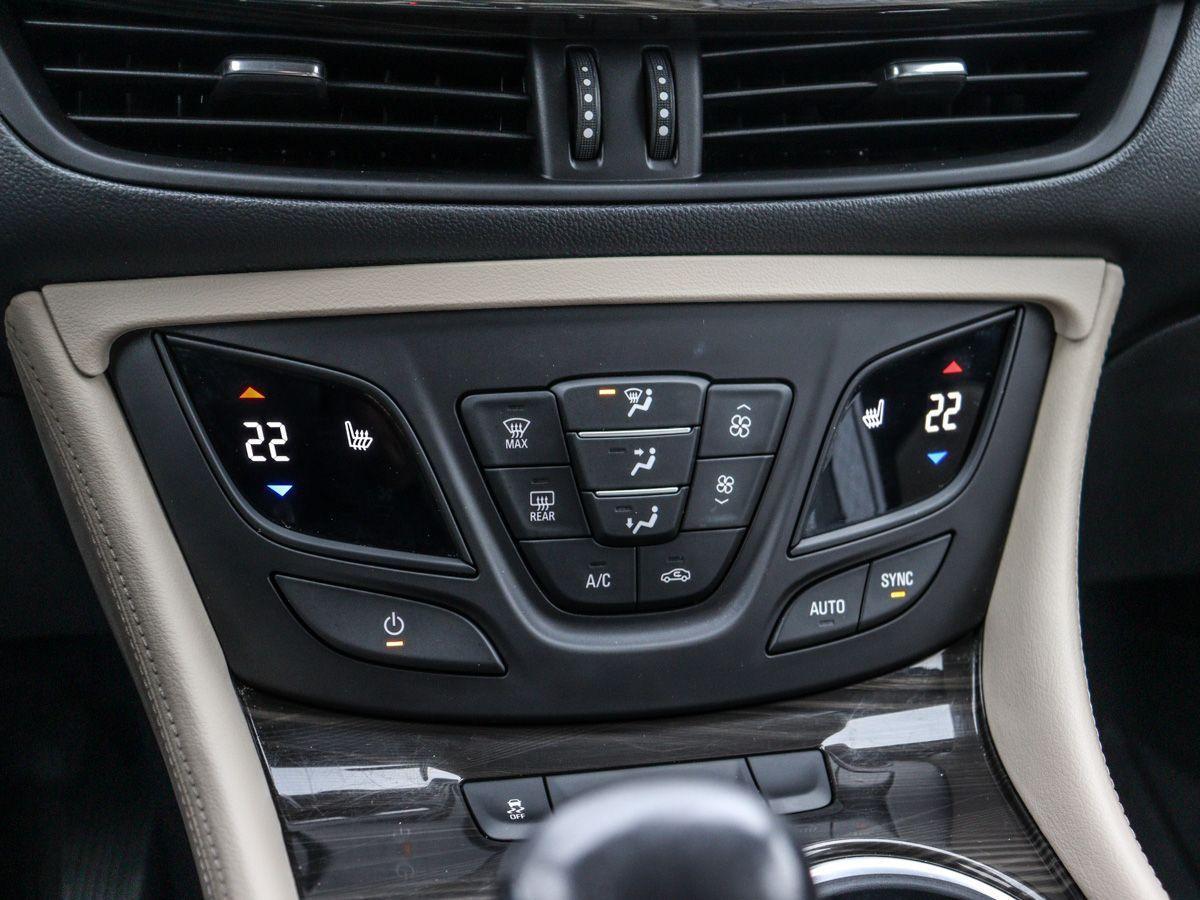 2019 Buick Envision AWD Essence Panoramic Roof Navi Remote Starter - Photo #29