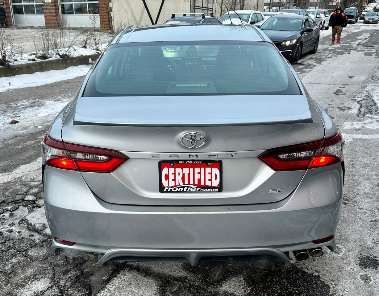 2021 Toyota Camry SE Photo4