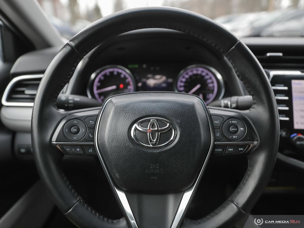 2018 Toyota Camry XLE - Photo #14