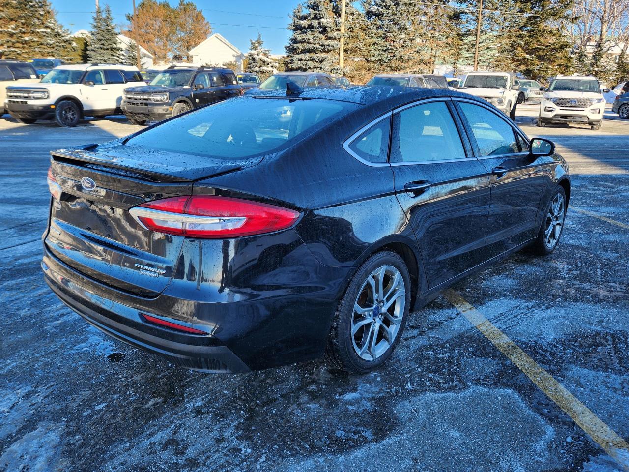 2020 Ford Fusion Hybrid Titanium Photo5