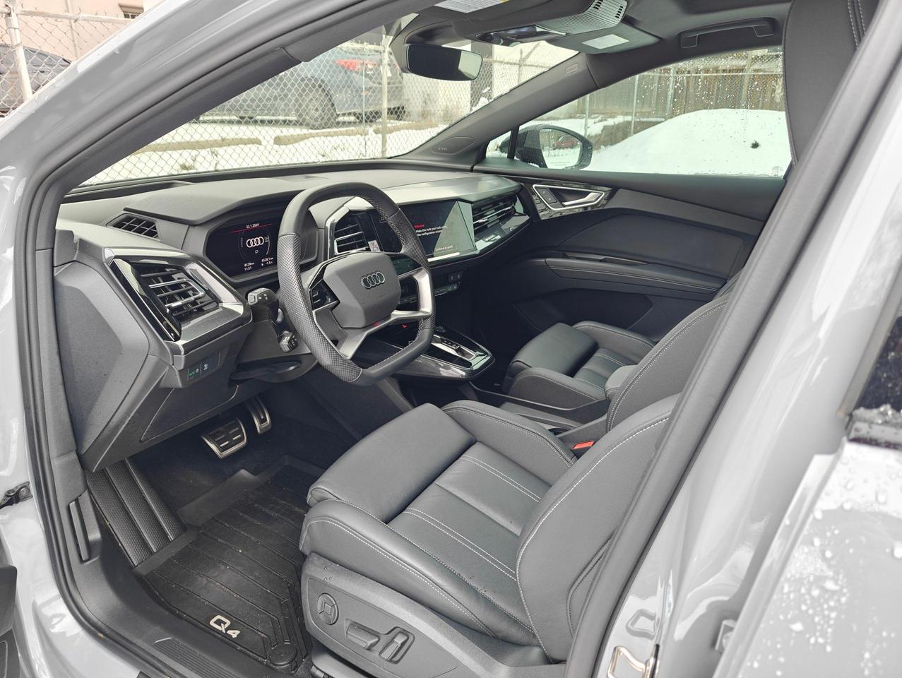 2023 Audi Audie_tron Q4 E-Tron Sportback - Tech Pkg, Heads up Disp! - Photo #1