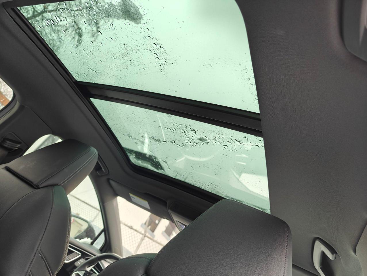 2023 Audi Audie_tron Q4 E-Tron Sportback - Tech Pkg, Heads up Disp! Photo4