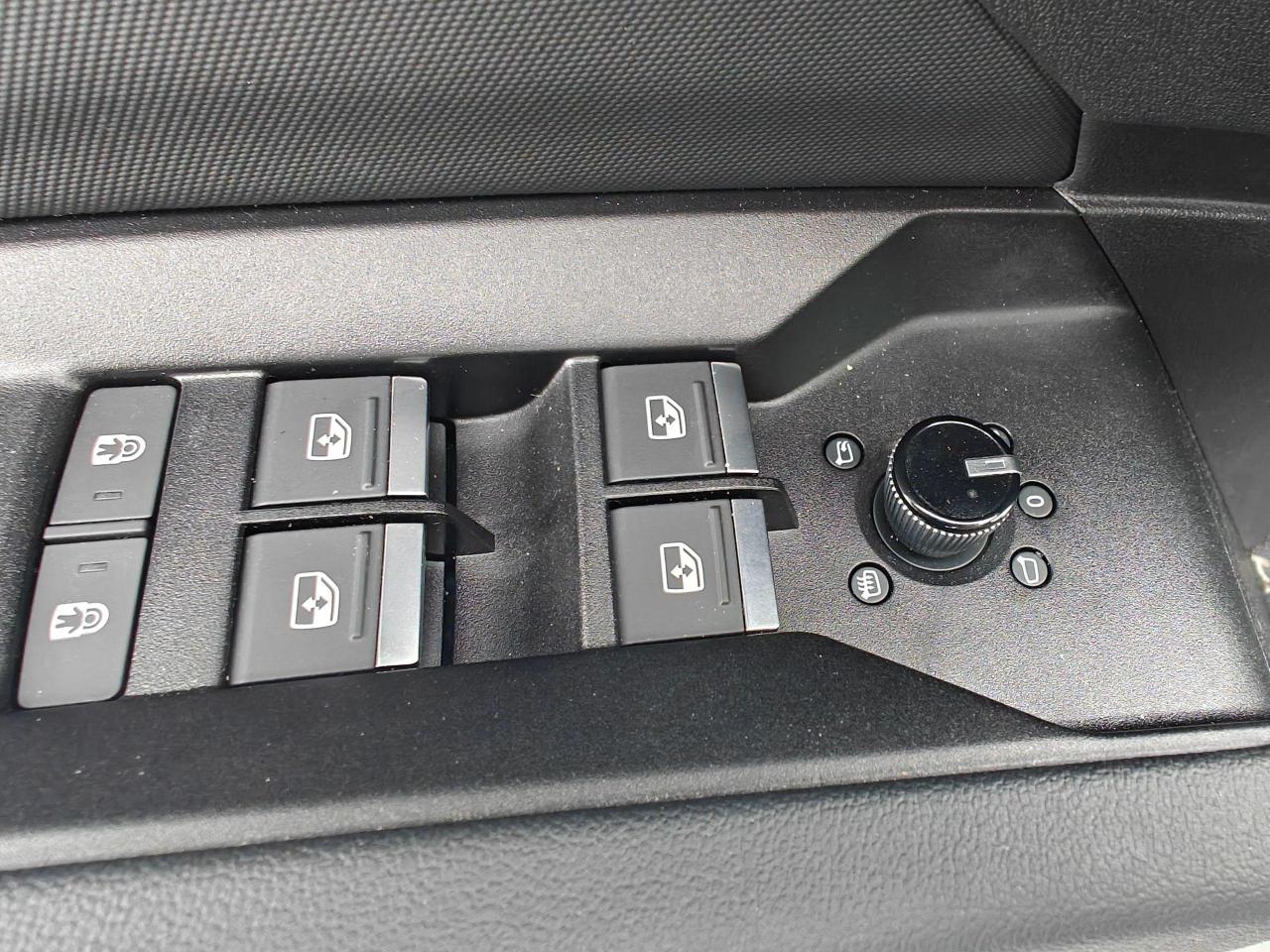 2023 Audi Audie_tron Q4 E-Tron Sportback - Tech Pkg, Heads up Disp! - Photo #8