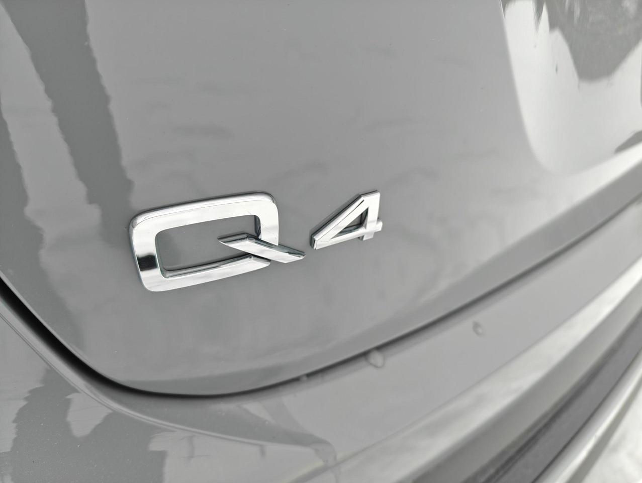2023 Audi Audie_tron Q4 E-Tron Sportback - Tech Pkg, Heads up Disp! Photo