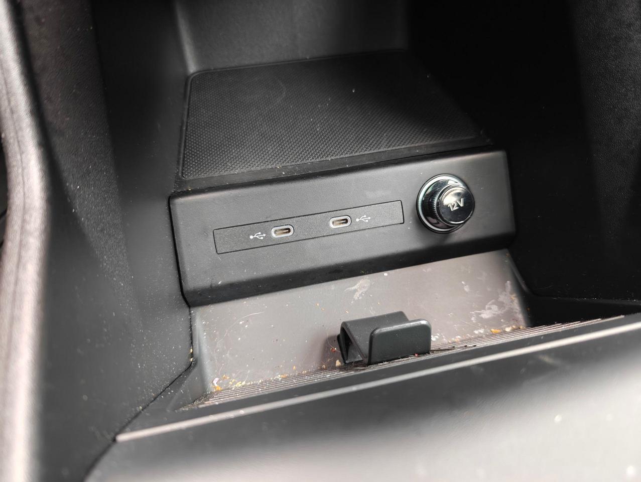 2023 Audi Audie_tron Q4 E-Tron Sportback - Tech Pkg, Heads up Disp! Photo