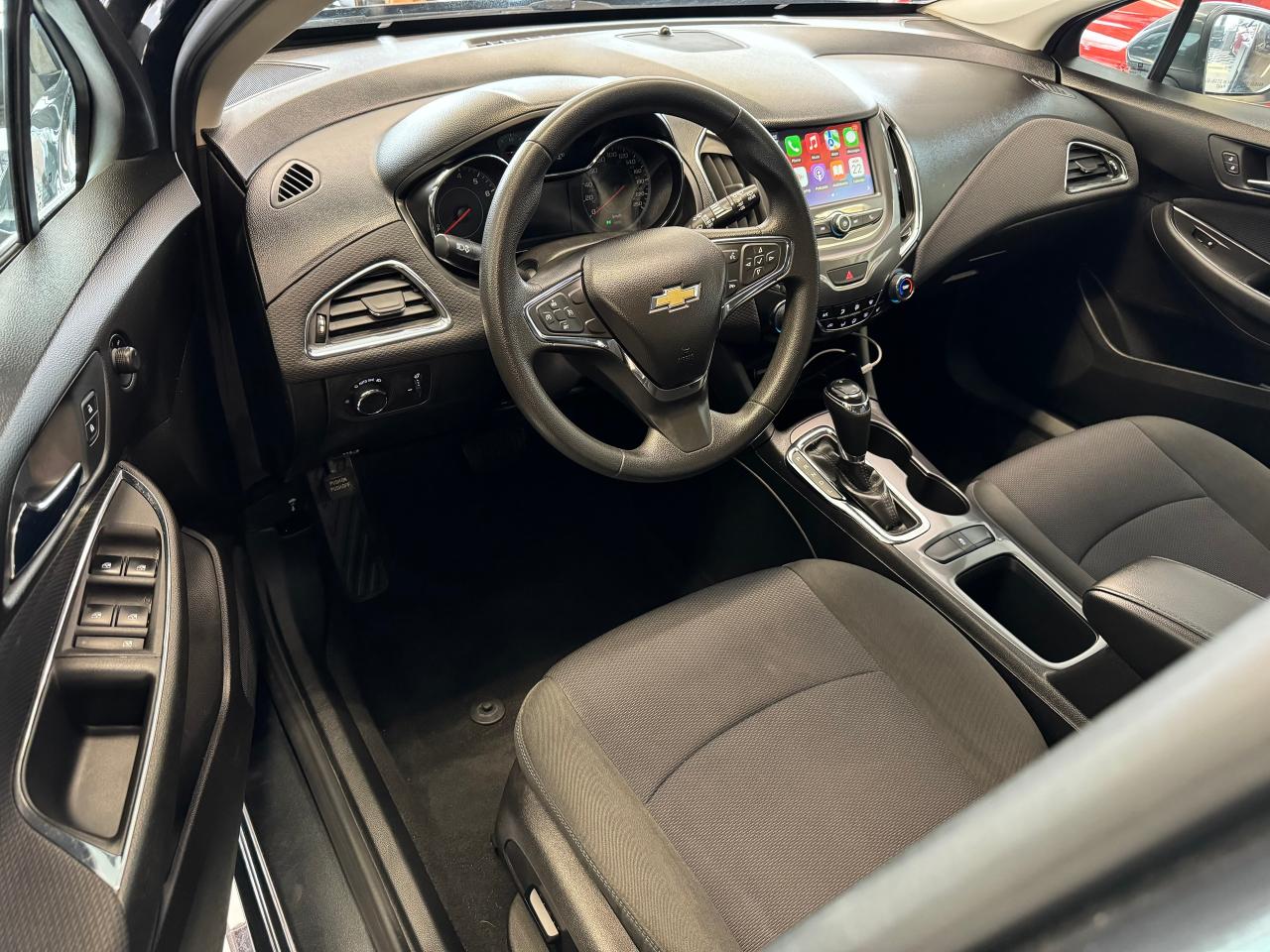2017 Chevrolet Cruze LT+Camera+Remote Start+New Tires+CLEAN CARFAX Photo78