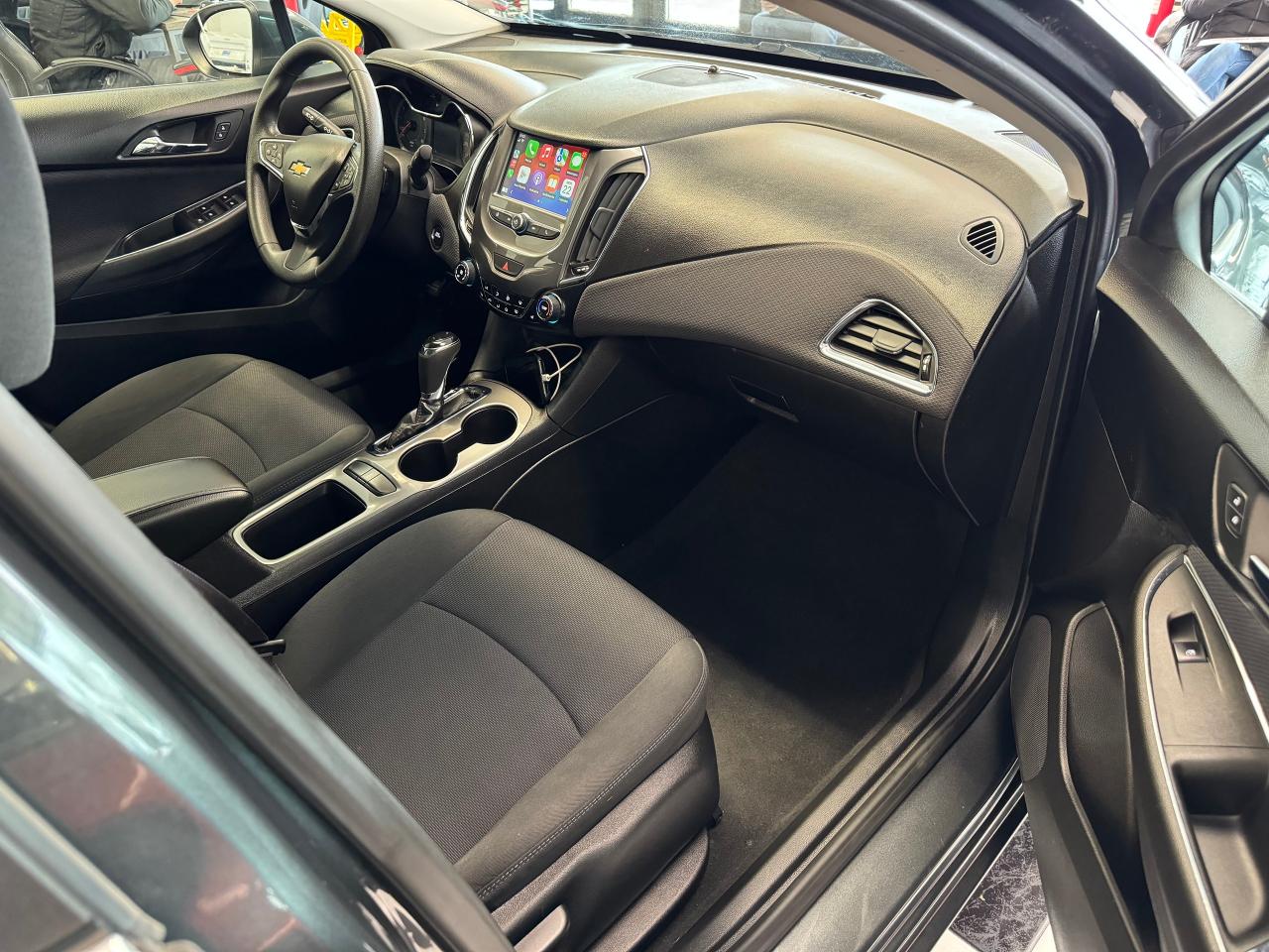 2017 Chevrolet Cruze LT+Camera+Remote Start+New Tires+CLEAN CARFAX - Photo #23