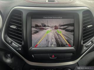2015 Jeep Cherokee TRAILHAWK / 4WD / REVERSE CAM / NAV / NO ACCIDENTS - Photo #17