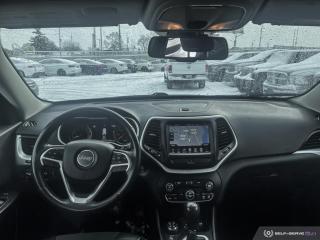 2015 Jeep Cherokee TRAILHAWK / 4WD / REVERSE CAM / NAV / NO ACCIDENTS - Photo #13