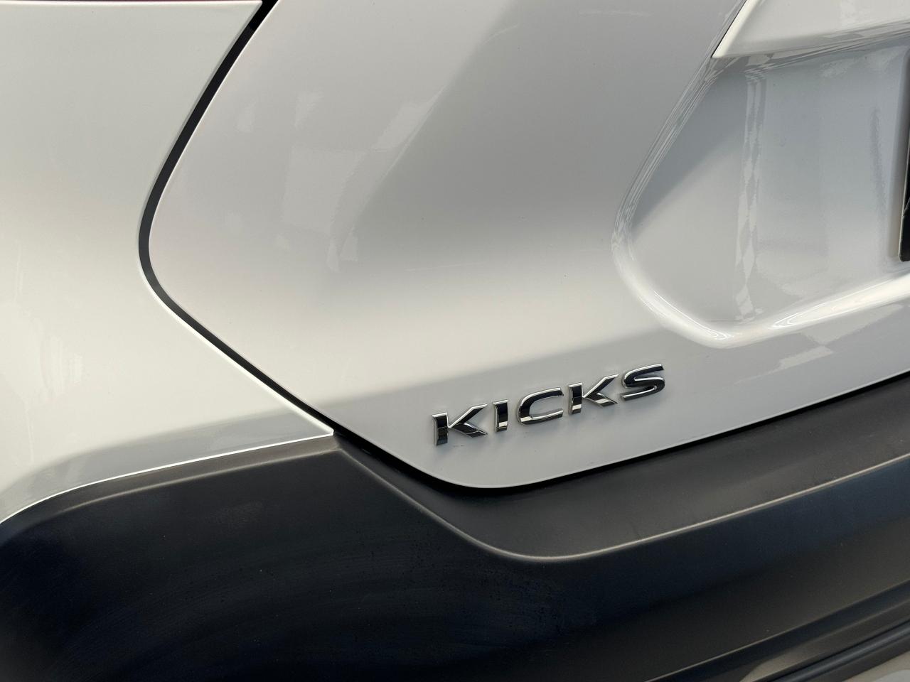 2019 Nissan Kicks S+Camera+Bluetooth+Push Start+CLEANC CARFAX - Photo #57