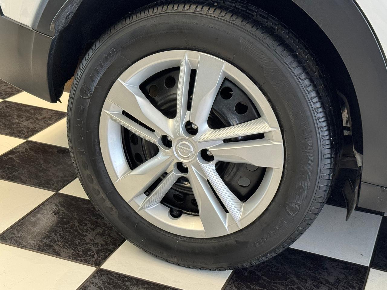 2019 Nissan Kicks S+Camera+Bluetooth+Push Start+CLEANC CARFAX - Photo #50