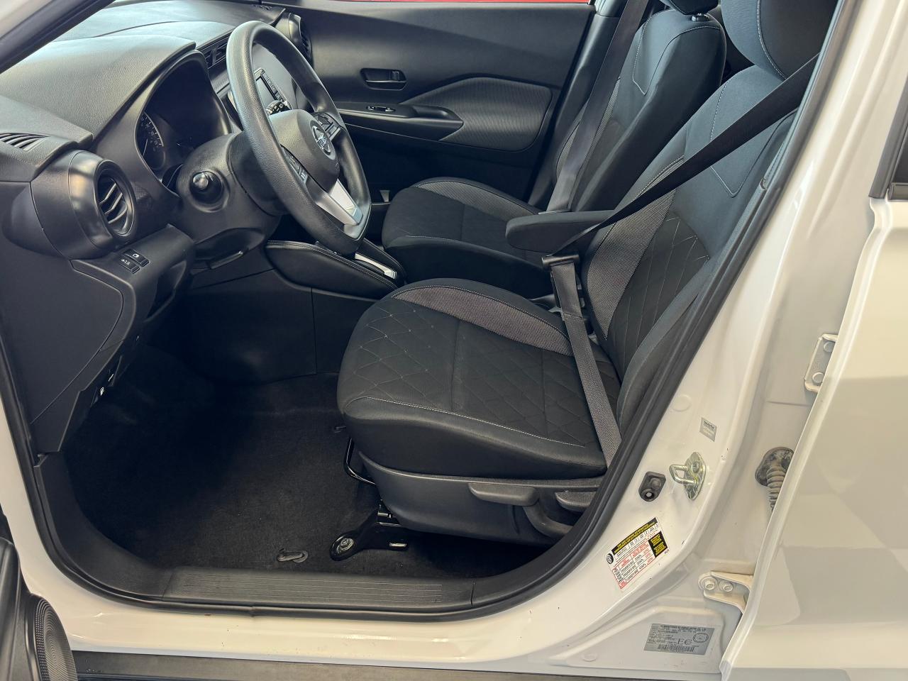 2019 Nissan Kicks S+Camera+Bluetooth+Push Start+CLEANC CARFAX - Photo #19