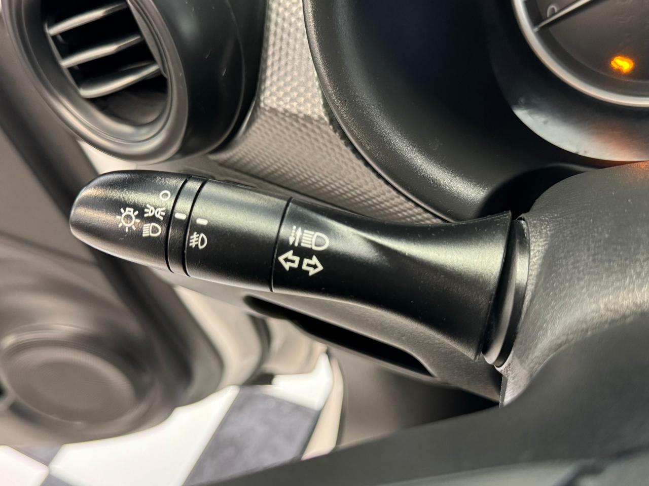 2019 Nissan Kicks S+Camera+Bluetooth+Push Start+CLEANC CARFAX - Photo #43