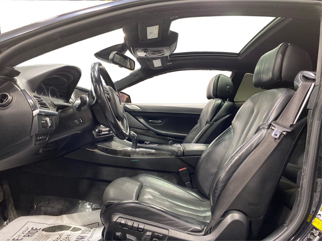 2012 BMW 6 Series 650i xDrive Photo