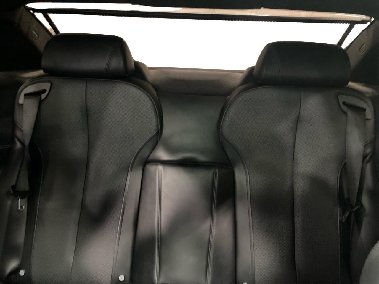 2012 BMW 6 Series 650i xDrive Photo