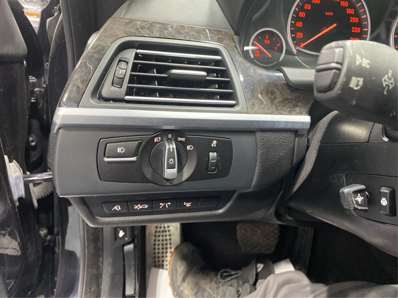 2012 BMW 6 Series 650i xDrive Photo