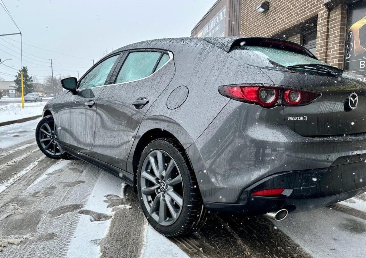 2021 Mazda MAZDA3 GT Photo3