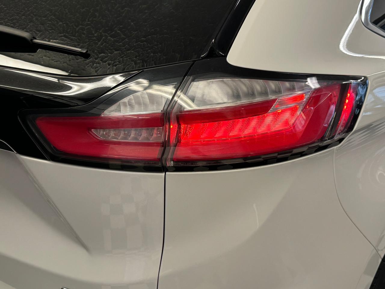 2019 Ford Edge SEL AWD+ApplePlay+PWR Gate+RemoteStart+CLEANCARFAX - Photo #66