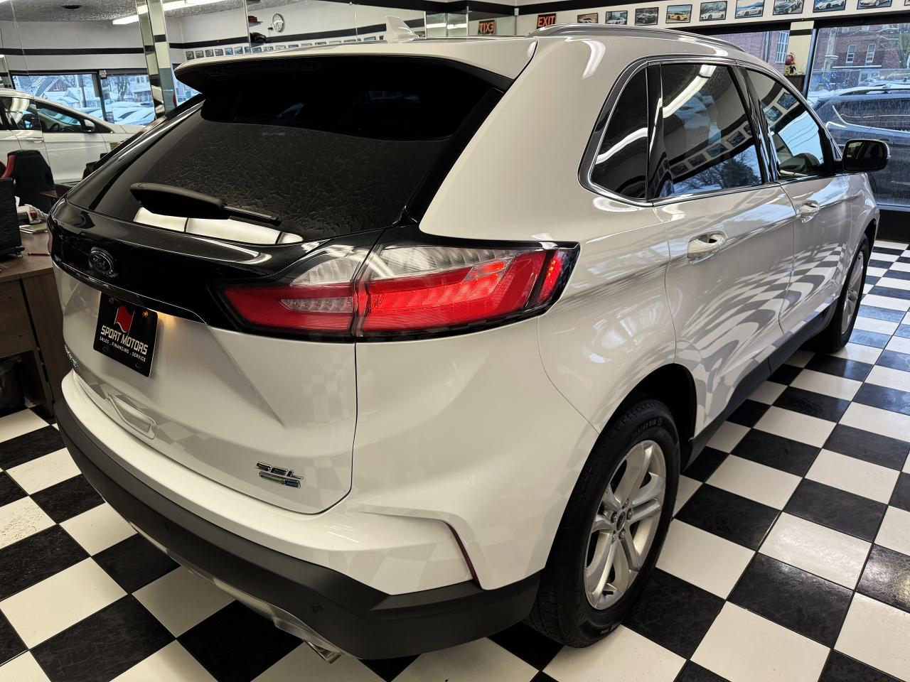 2019 Ford Edge SEL AWD+ApplePlay+PWR Gate+RemoteStart+CLEANCARFAX Photo4