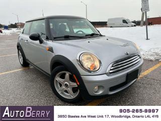 Used 2009 MINI Cooper Hardtop 2dr Cpe Classic for sale in Woodbridge, ON