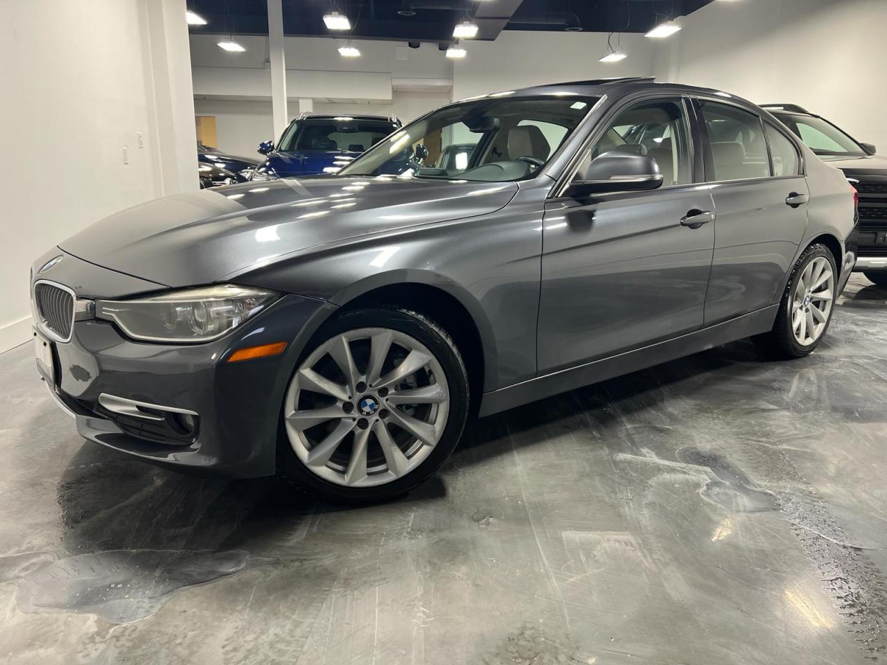 2013 BMW 3 Series 4dr XDRIVE  AWD LOW KM LEATHER SUNROOF NEW BRAKES