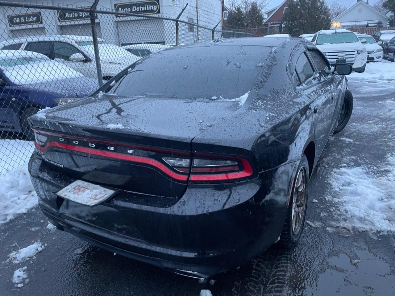 2017 Dodge Charger SXT *HEATED SEATS, REMOTE START, SAFETY* - Photo #4