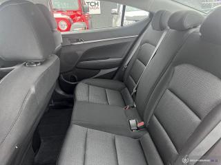 2017 Hyundai Elantra LE / HTD SEATS / AC / AUTO - Photo #11